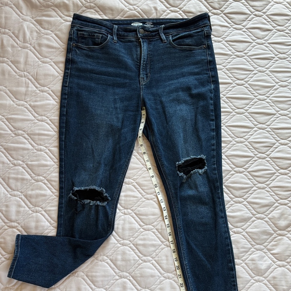 Old Navy Dark Blue Women's Distressed Skinny Jeans